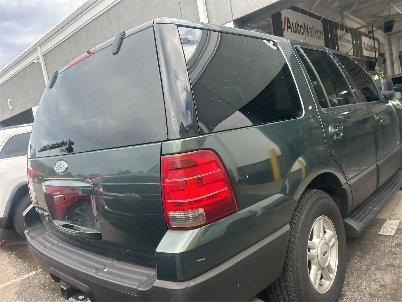 Used 2004 Ford Expedition XLT RWD image 7