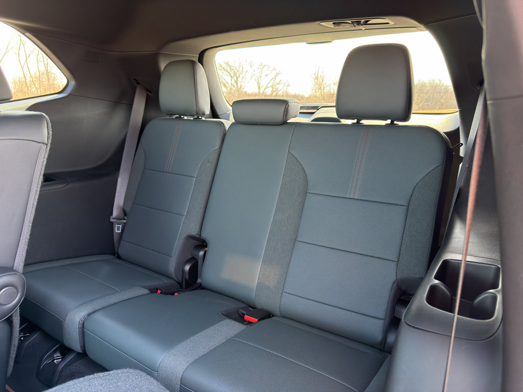 Used 2024 GMC Acadia AT4 w/ Super Cruise Package image 39