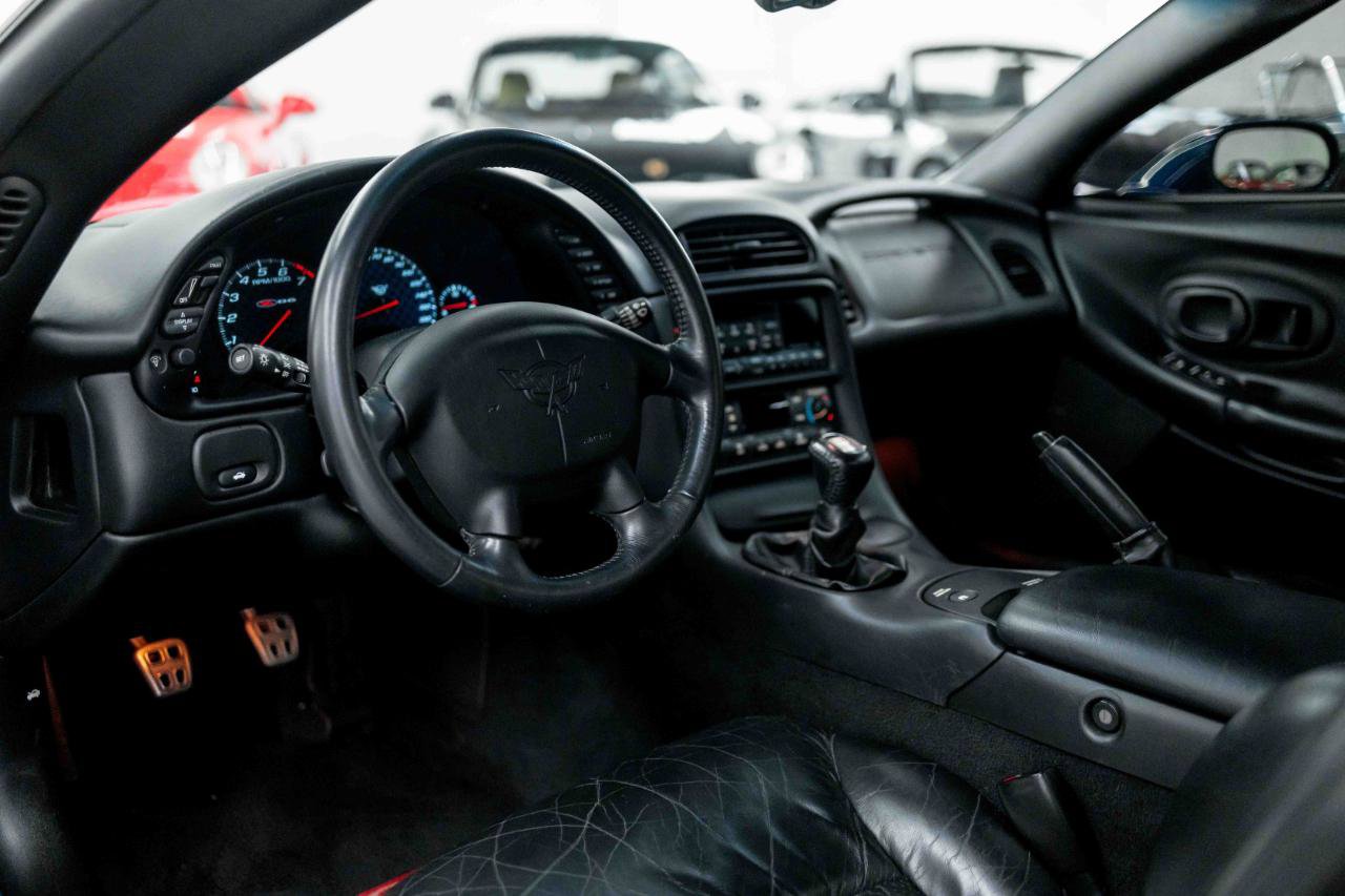 Used 2004 Chevrolet Corvette Z06 w/ Z06 Preferred Equipment Group image 59