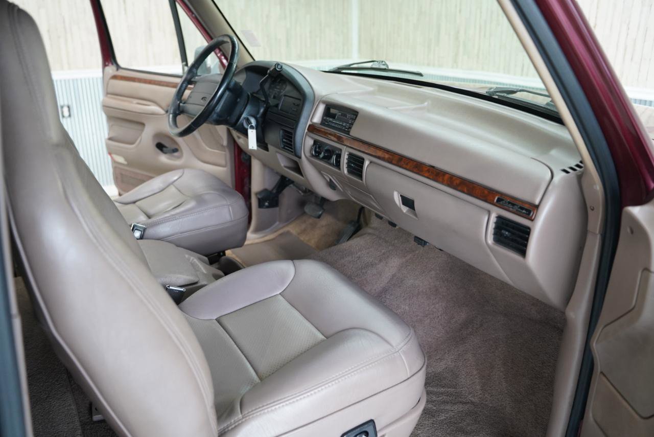 Used 1996 Ford Bronco Eddie Bauer AWD/4WD image 27