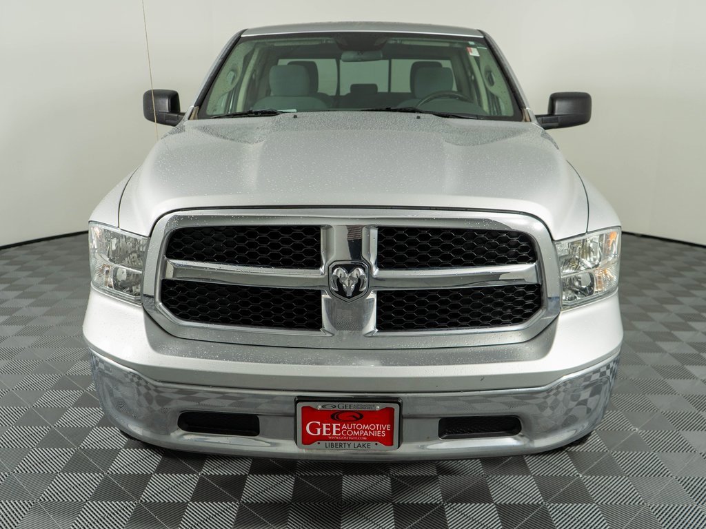 Used 2017 RAM 1500 Classic SLT image 2
