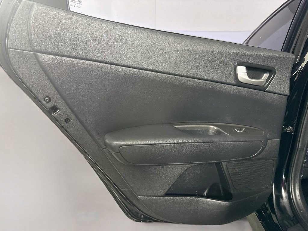 Used 2018 Kia Optima LX w/ 17" Alloy Wheels Package FWD image 24