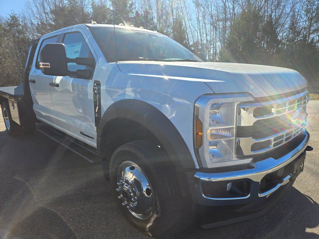 New 2025 Ford F450 XL w/ XL Chrome Package image 2