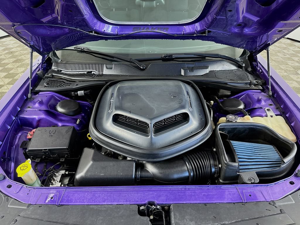 Used 2016 Dodge Challenger R/T RWD image 34