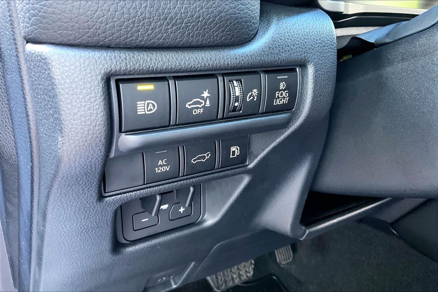 Certified 2025 Toyota Land Cruiser w/ Premium Package AWD/4WD image 33