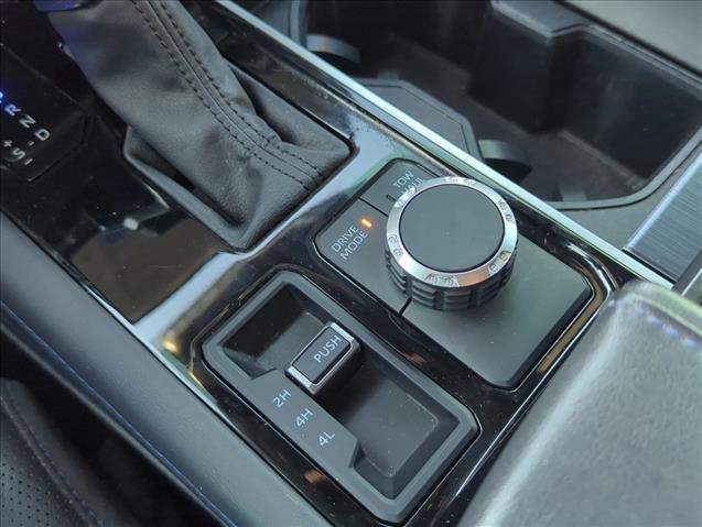 Used 2024 Toyota Sequoia Platinum AWD/4WD image 20
