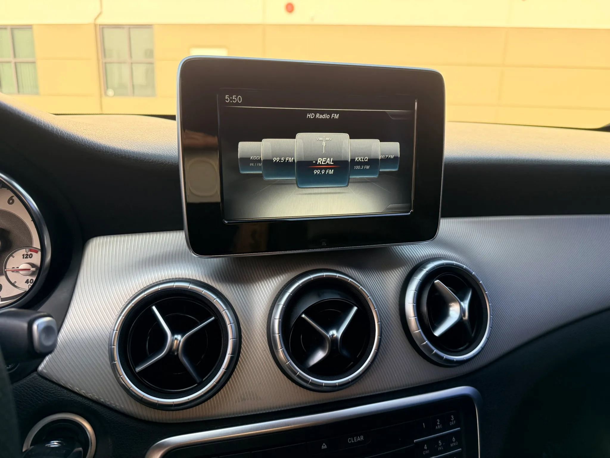 Used 2016 Mercedes-Benz CLA 250 image 20