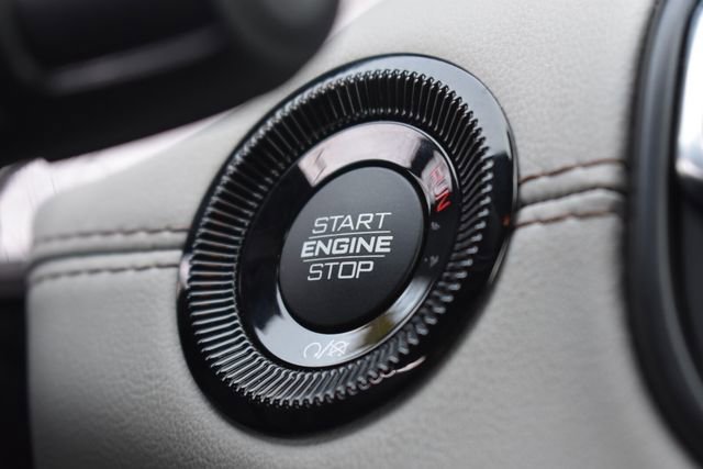 Used 2025 Jeep Compass Limited image 25