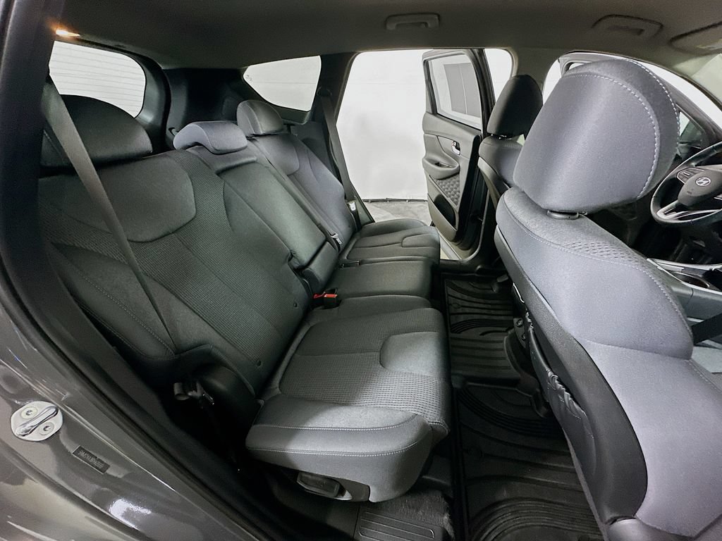 Used 2023 Hyundai Santa Fe SEL FWD image 11