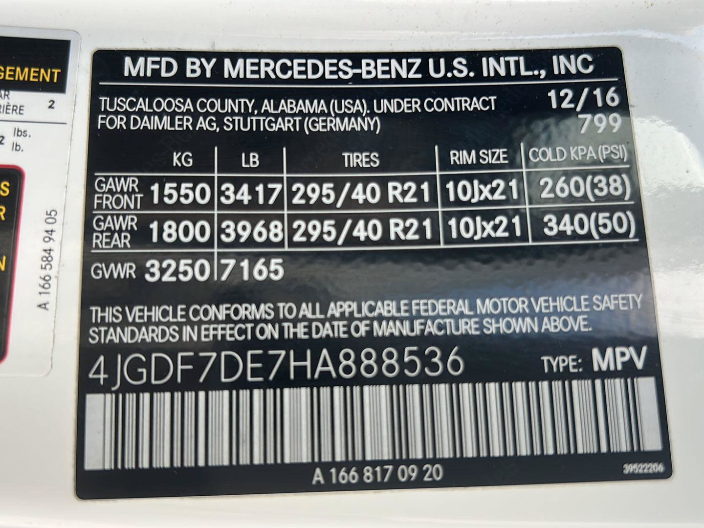 Used 2017 Mercedes-Benz GLS 550 4MATIC image 35