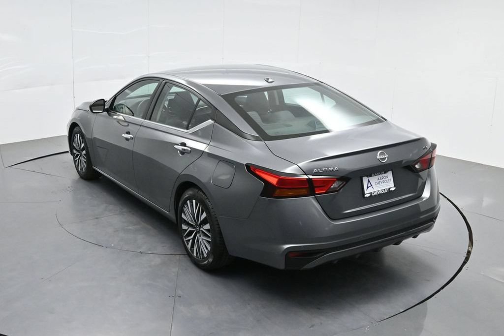 Used 2024 Nissan Altima 2.5 SV FWD image 54