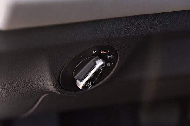New 2026 Volkswagen Jetta SE image 11