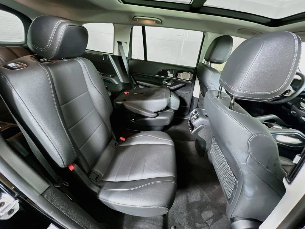 Used 2023 Mercedes-Benz GLS 450 4MATIC image 29