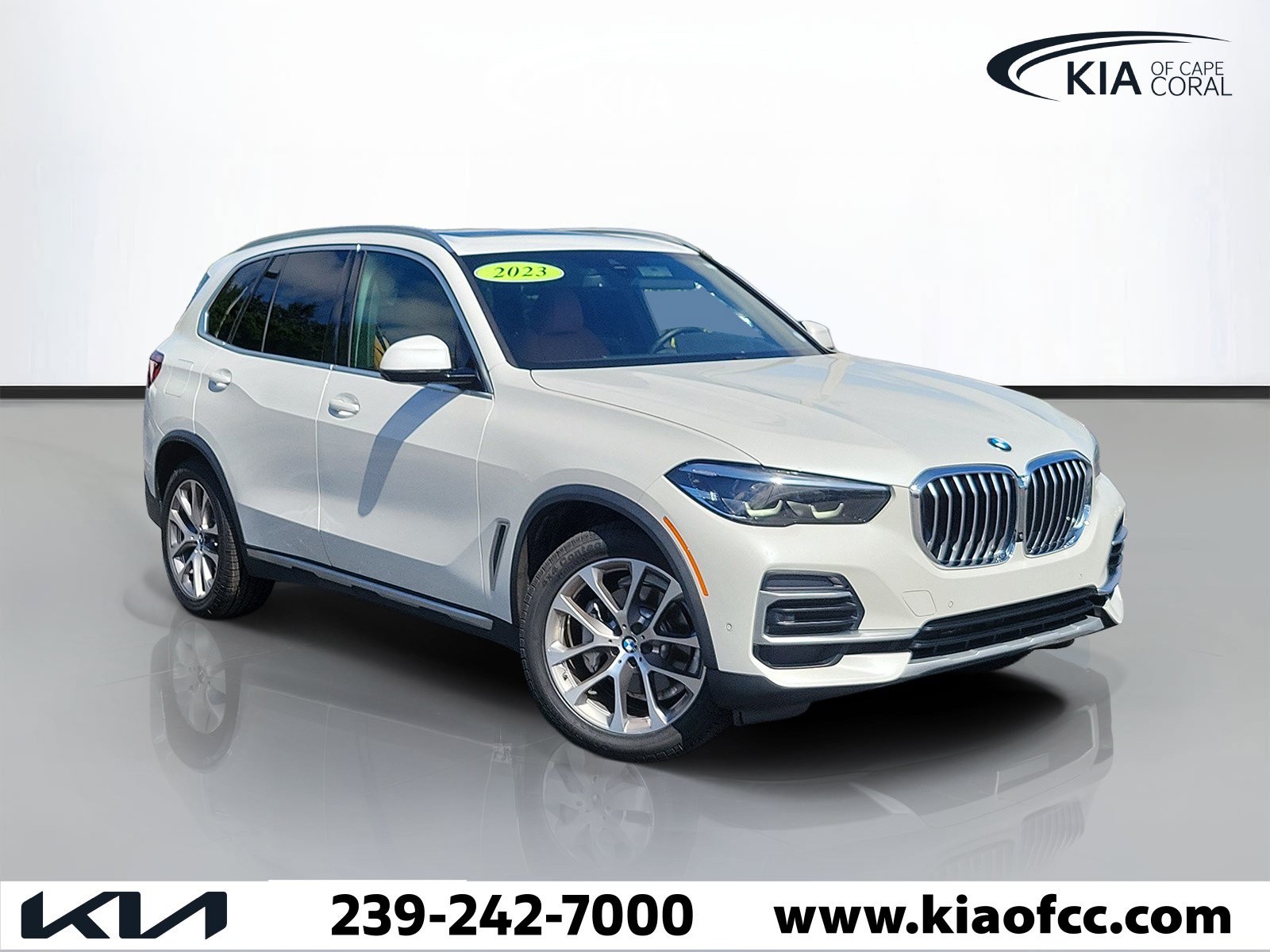 Used 2023 BMW X5 xDrive40i w/ Premium Package AWD/4WD image 1