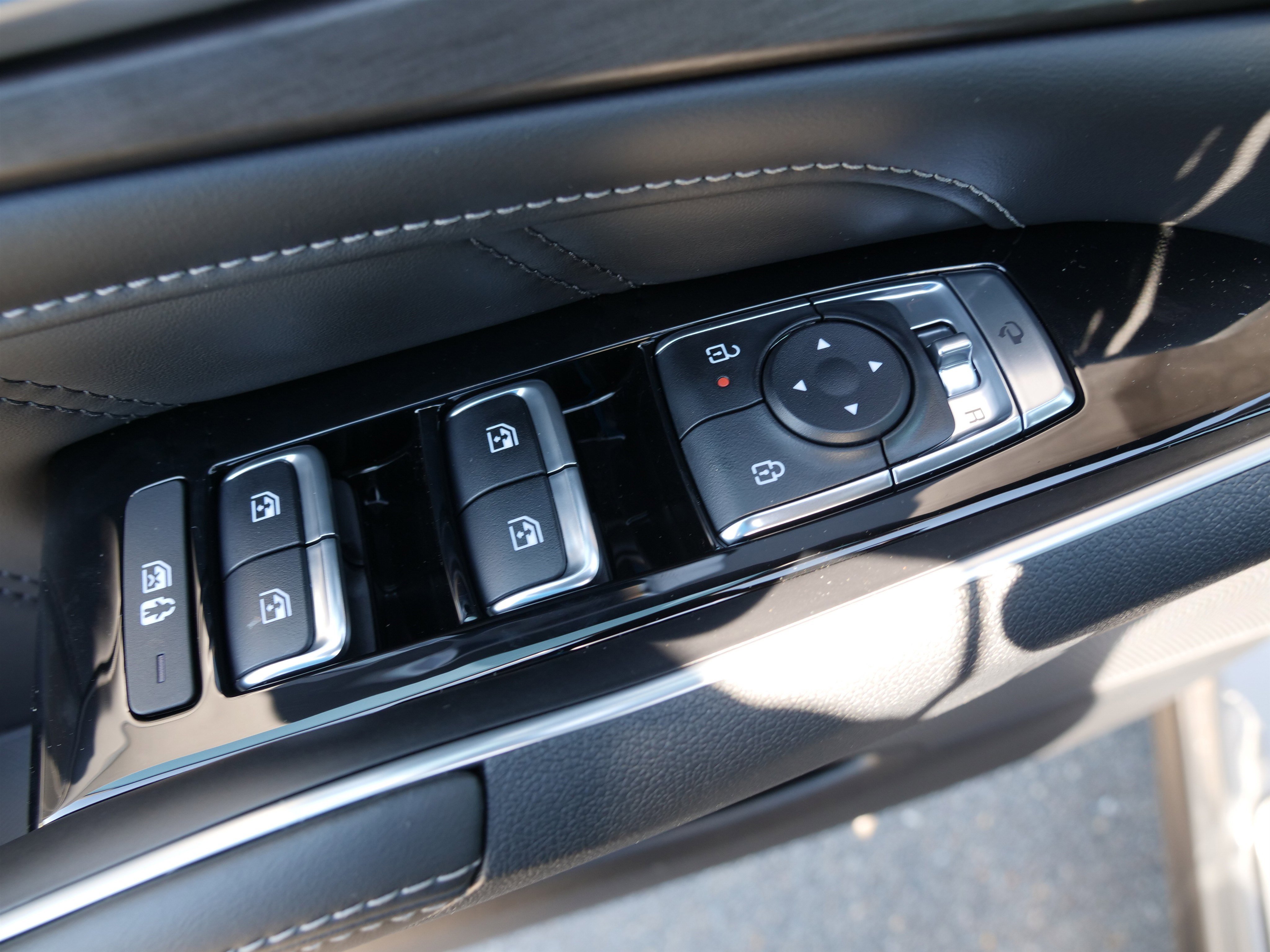 New 2026 Kia Sorento SX Prestige image 17