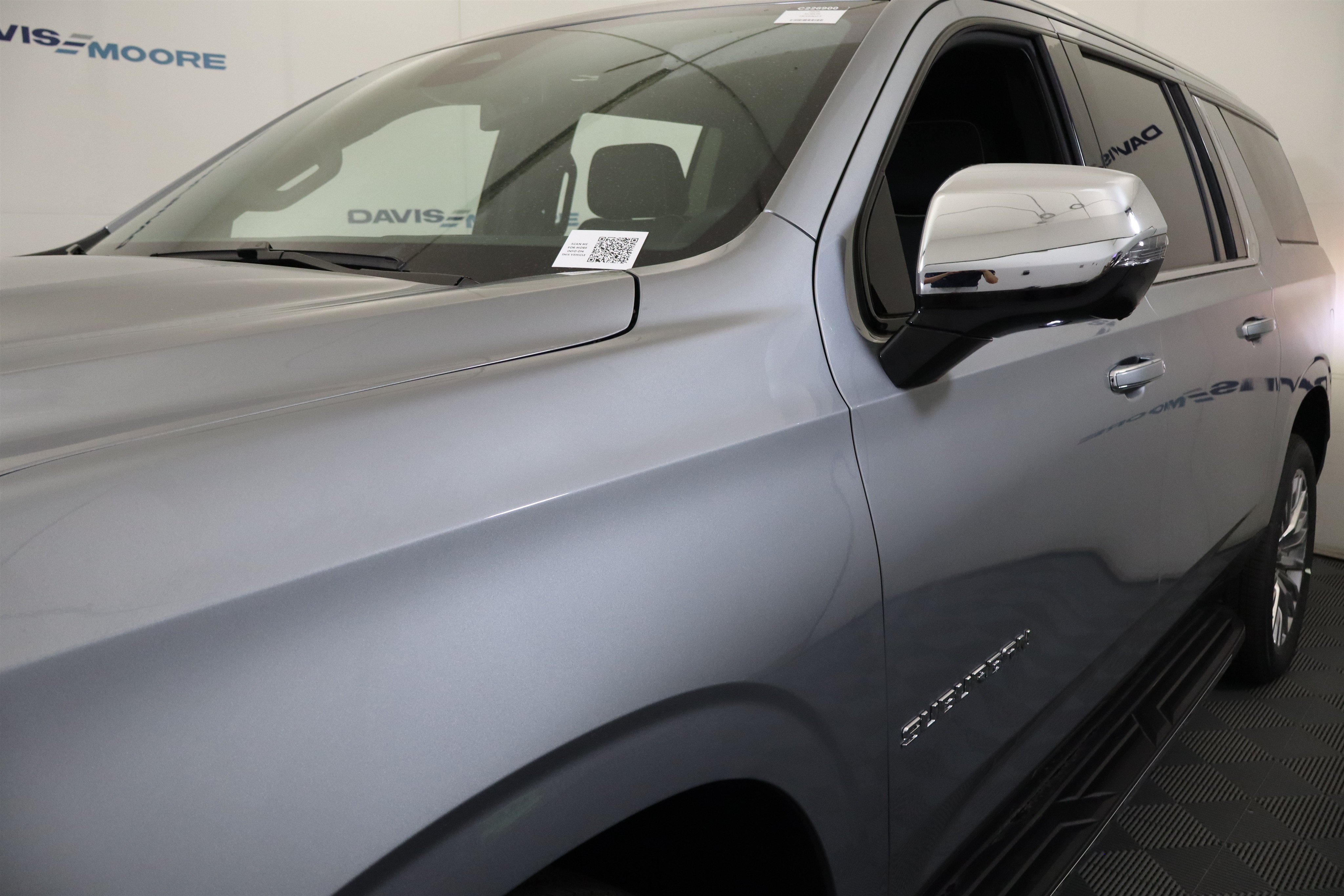 New 2026 Chevrolet Suburban Premier w/ Sun And Tow Package AWD/4WD image 13
