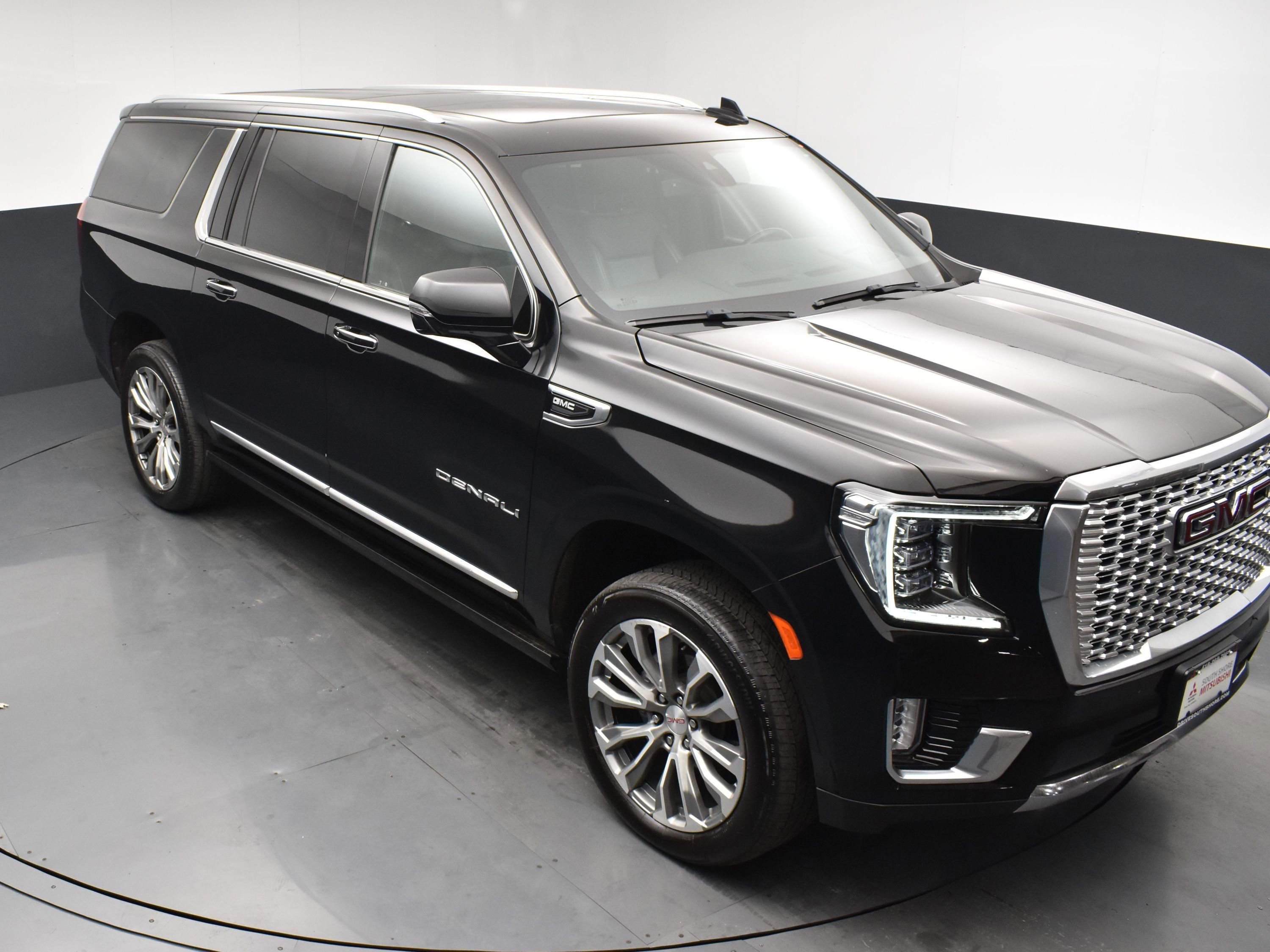 Used 2022 GMC Yukon XL Denali w/ Max Trailering Package image 22