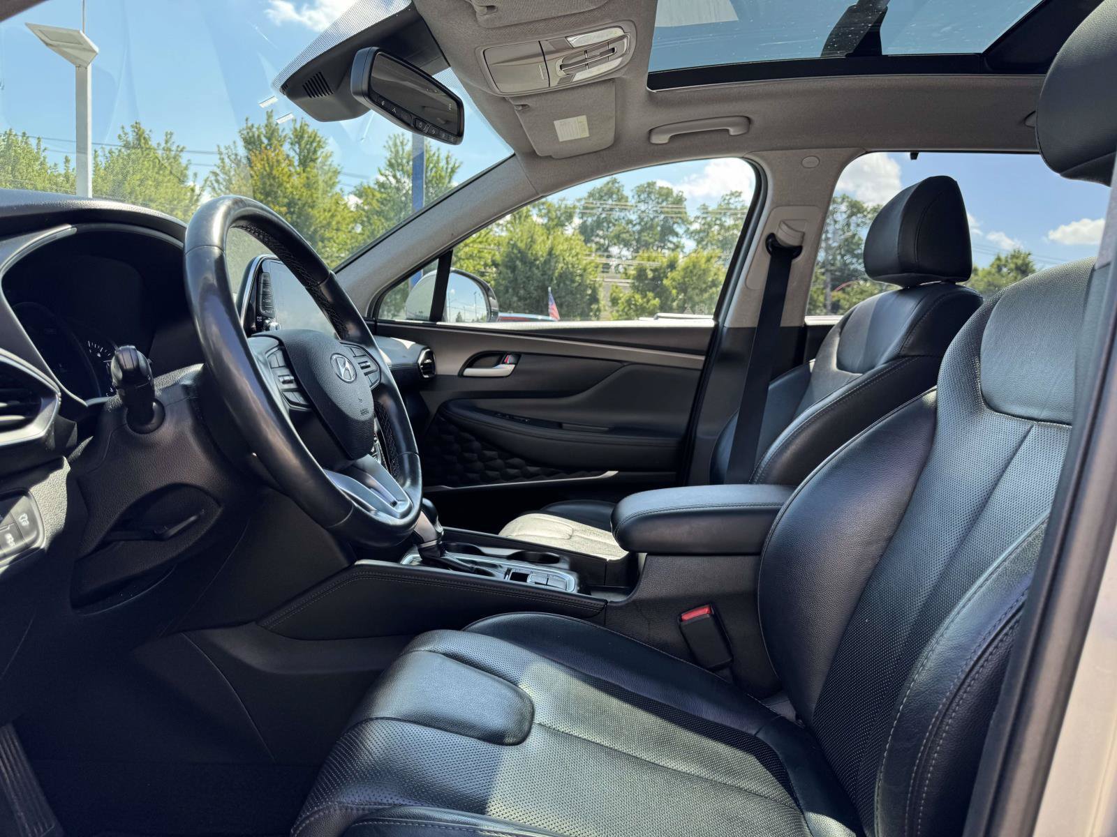 Used 2020 Hyundai Santa Fe Limited AWD/4WD image 13
