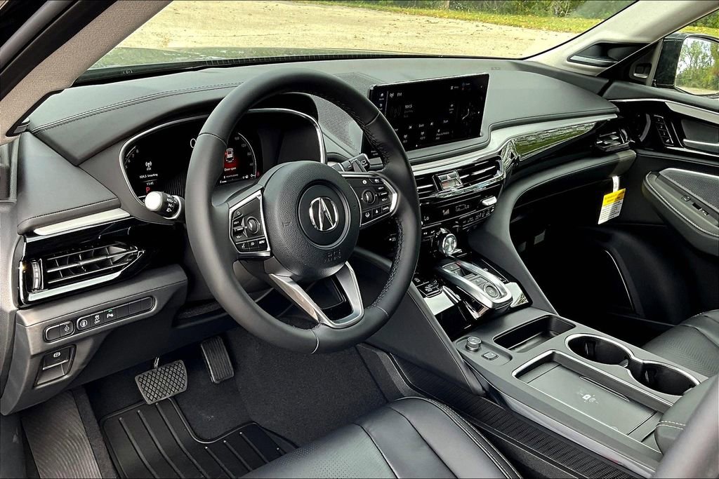 Used 2025 Acura MDX w/ Technology Package image 8