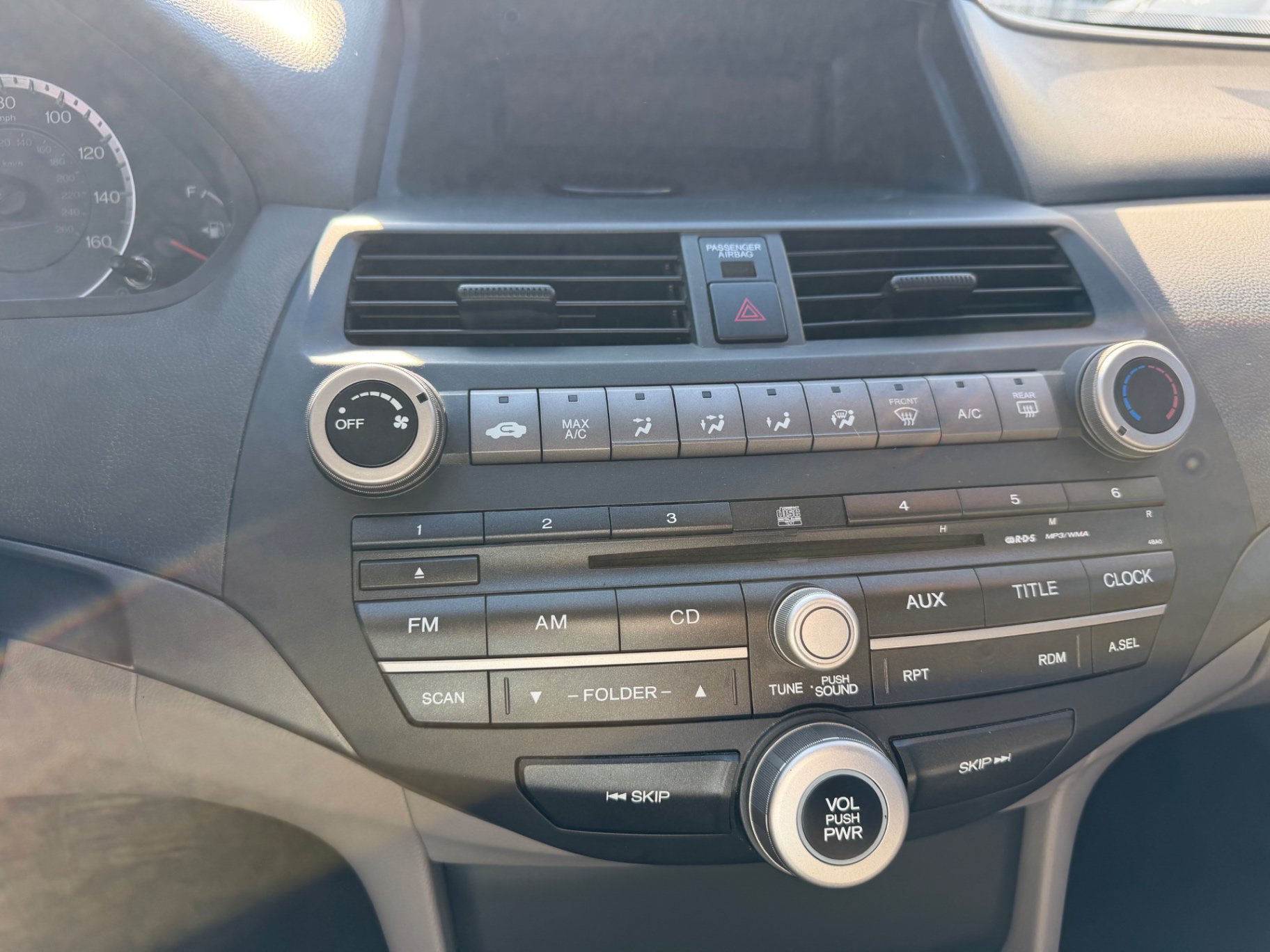 Used 2010 Honda Accord LX image 12