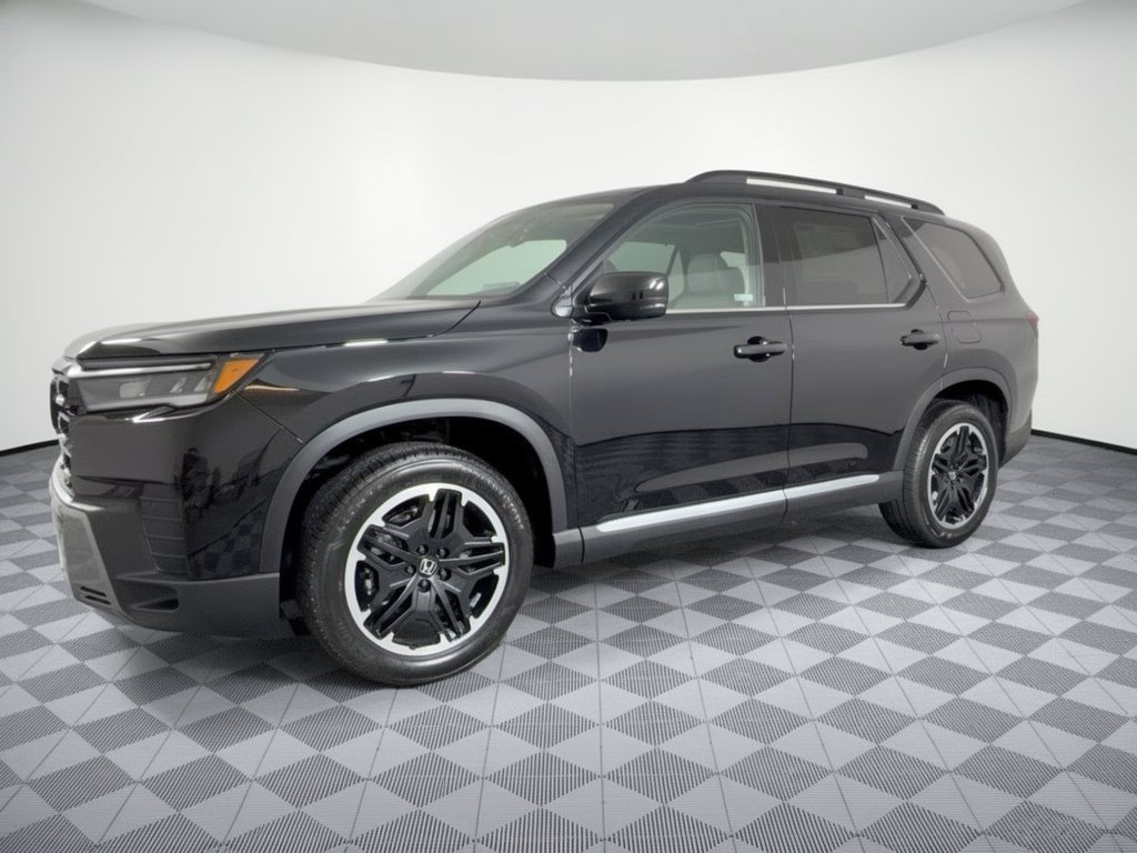 New 2026 Honda Pilot Touring image 2