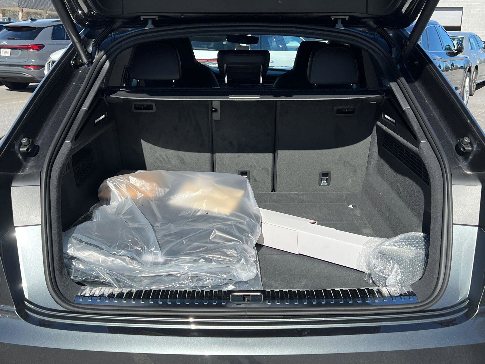 New 2025 Audi RS Q8 performance AWD/4WD image 12