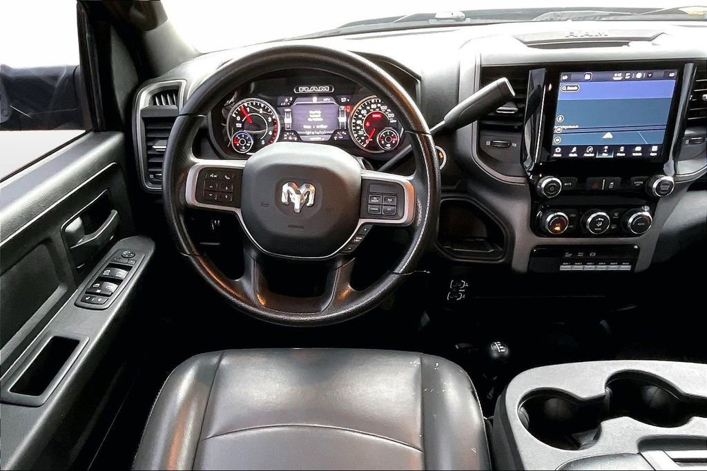 Used 2022 RAM 3500 Tradesman w/ Chrome Appearance Group AWD/4WD image 5