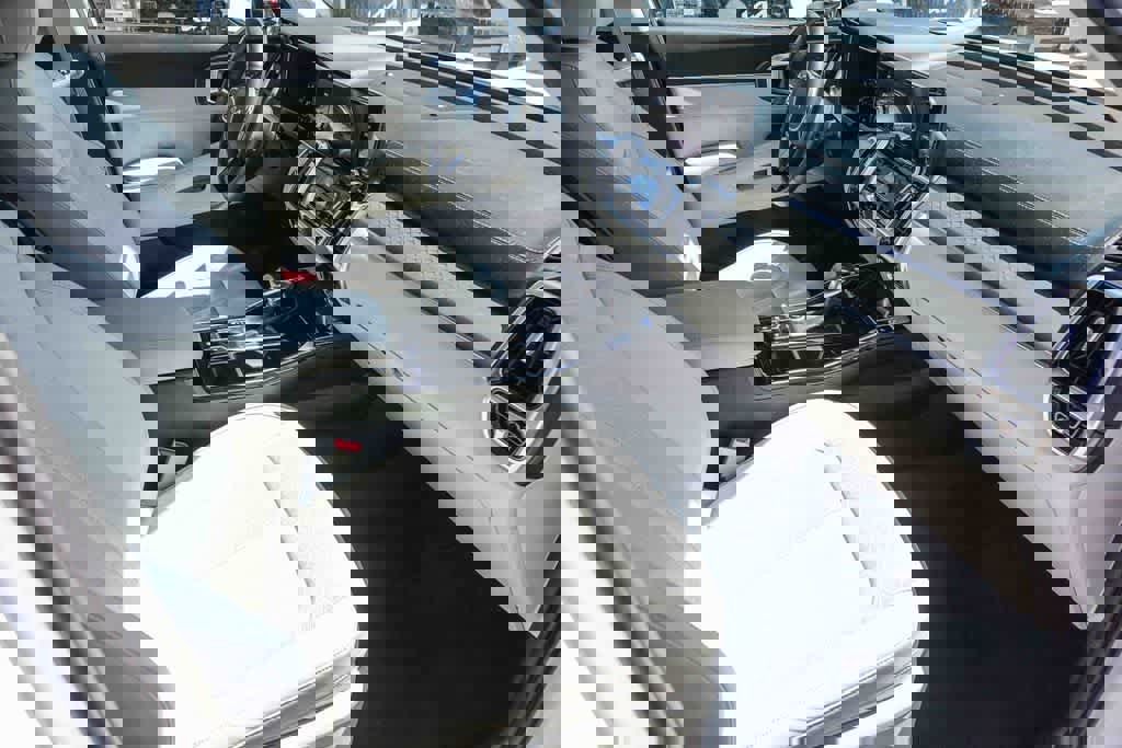 Certified 2023 Kia Sorento SX FWD image 13