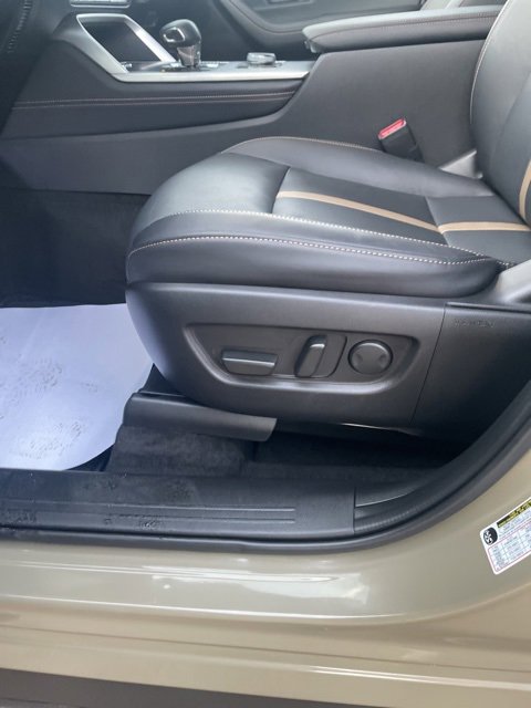 Certified 2025 MAZDA CX-70 3.3 Turbo S w/ Premium Package image 14