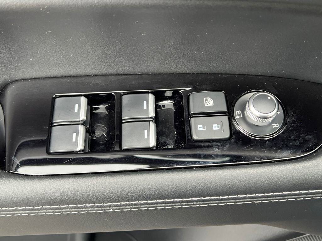 Used 2025 MAZDA CX-5 AWD 2.5 S w/ Premium Plus Pkg image 13