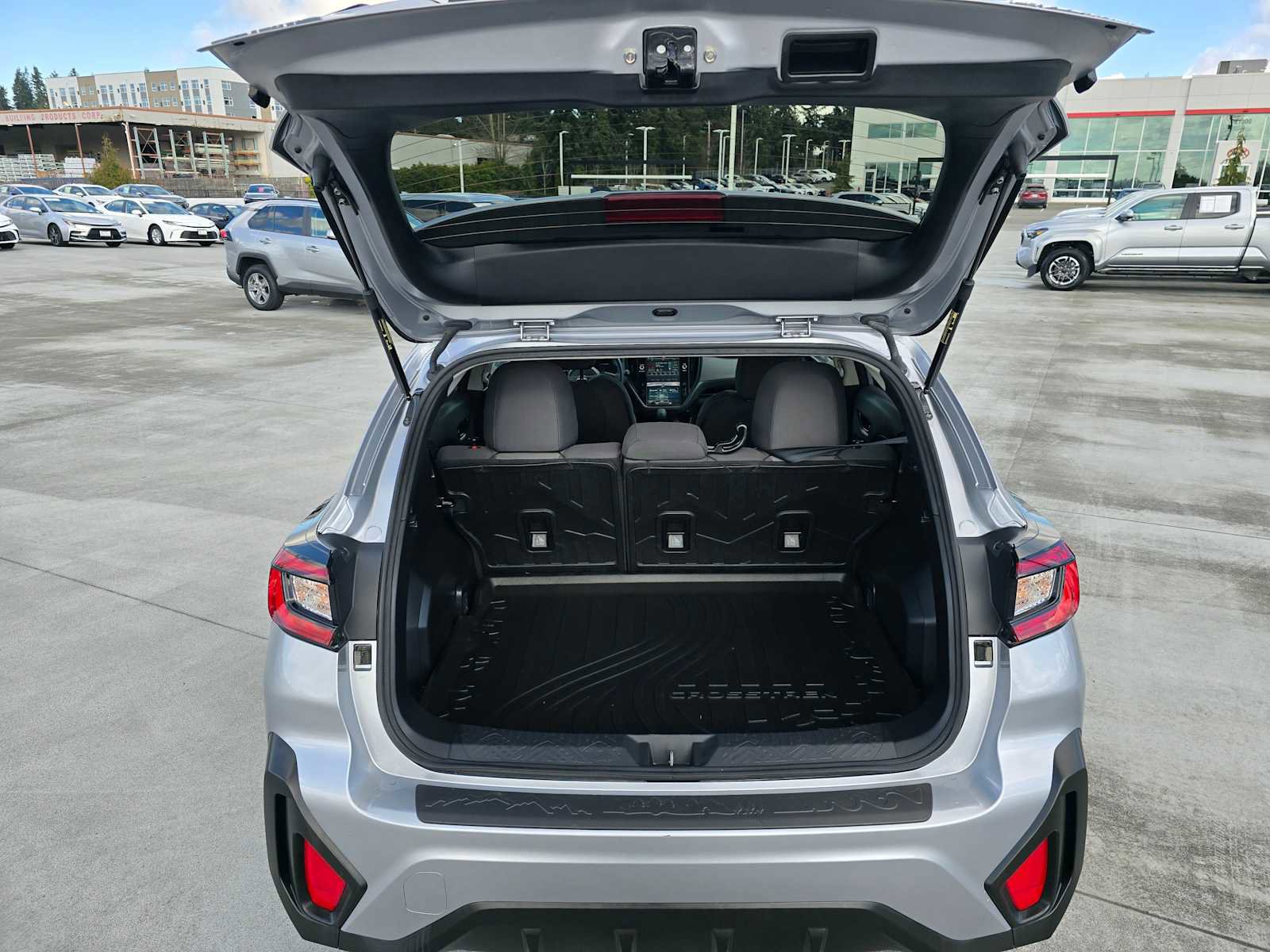 Used 2024 Subaru Crosstrek 2.0i image 14