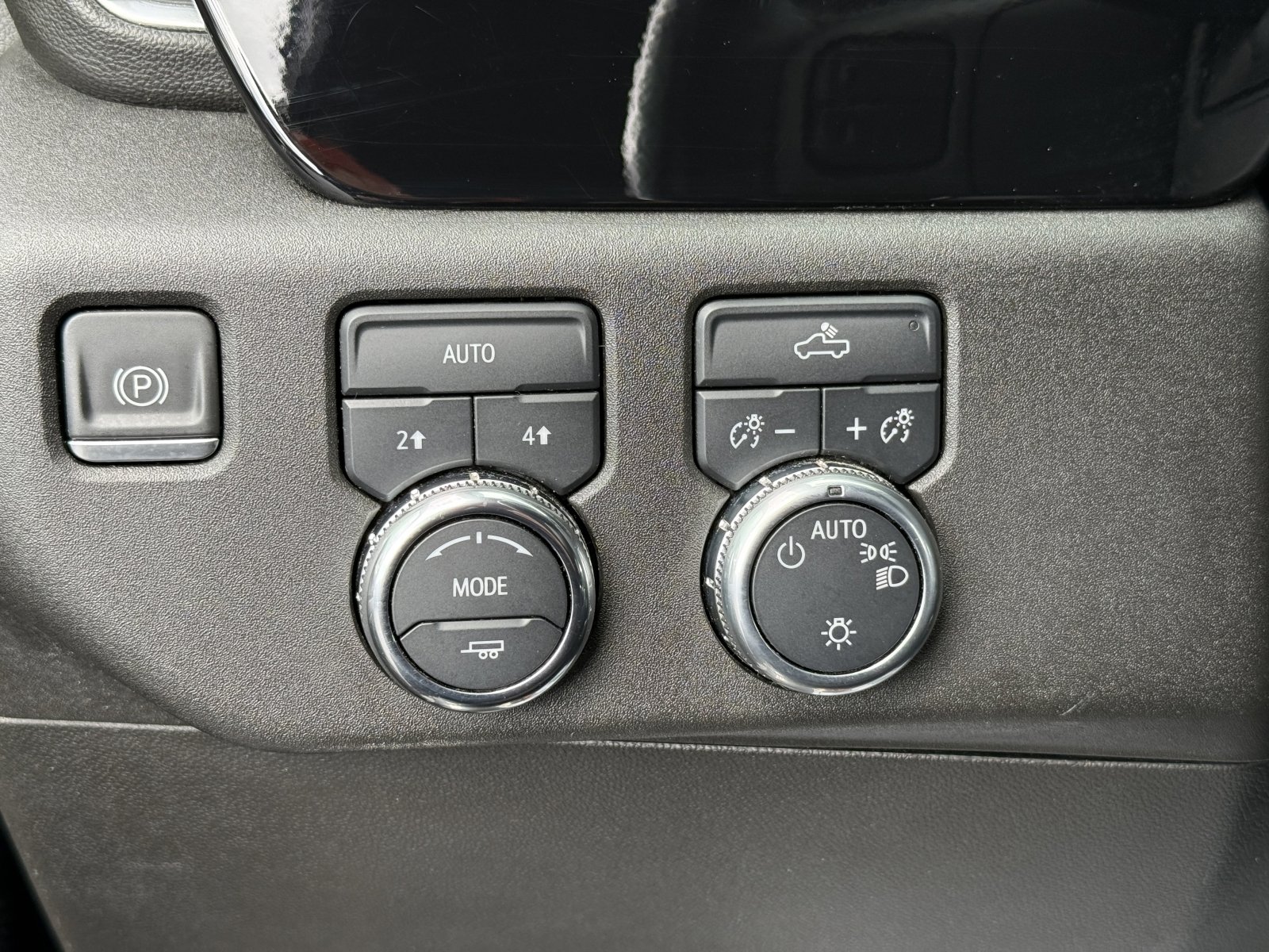 Used 2022 GMC Sierra 1500 SLE image 34