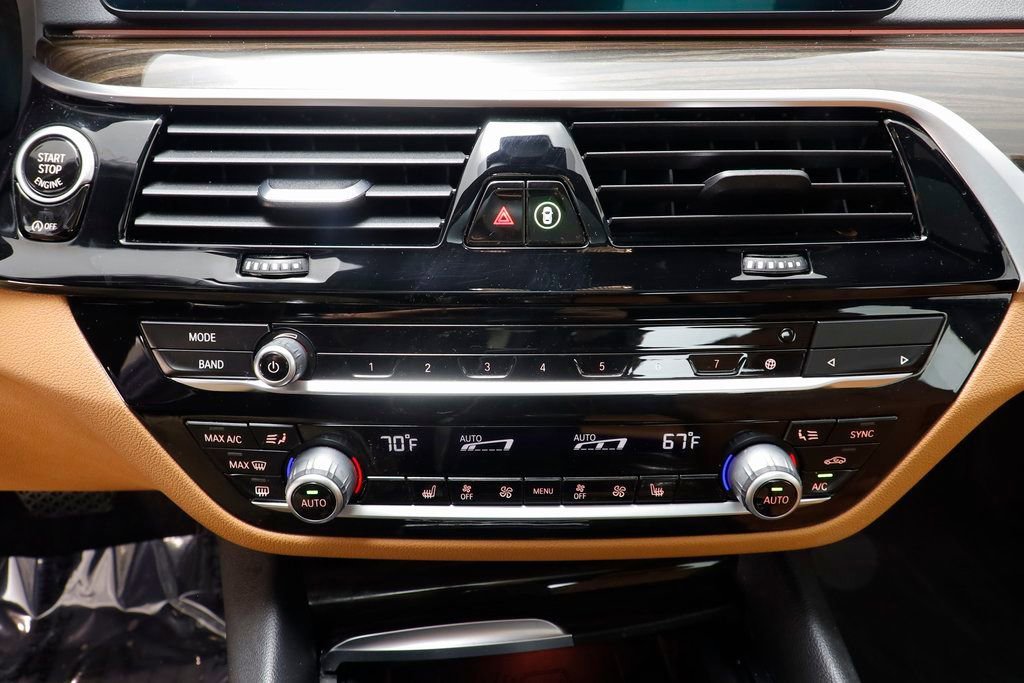 Certified 2022 BMW 530i xDrive image 12