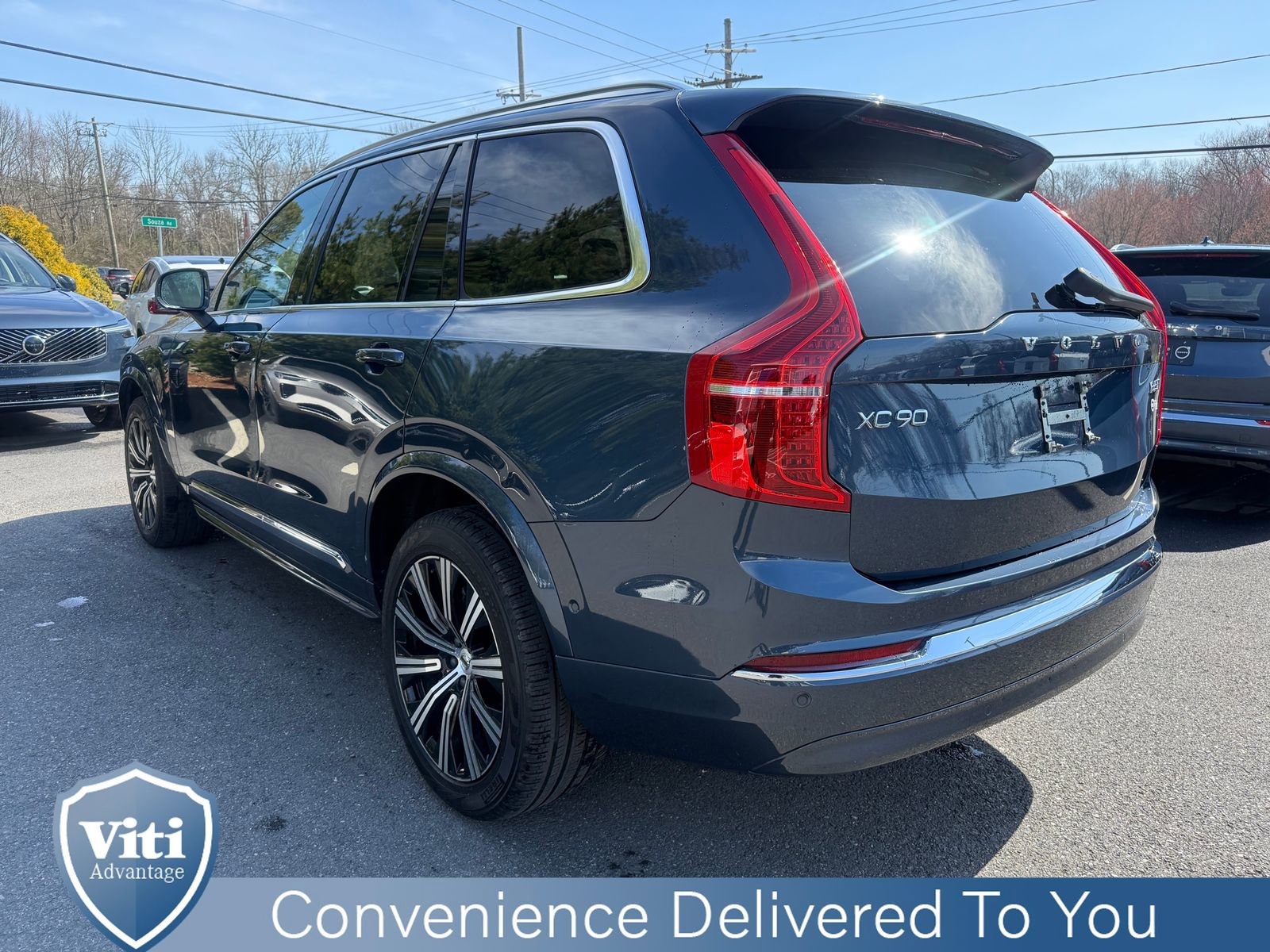 Certified 2023 Volvo XC90 B5 Plus AWD/4WD image 6