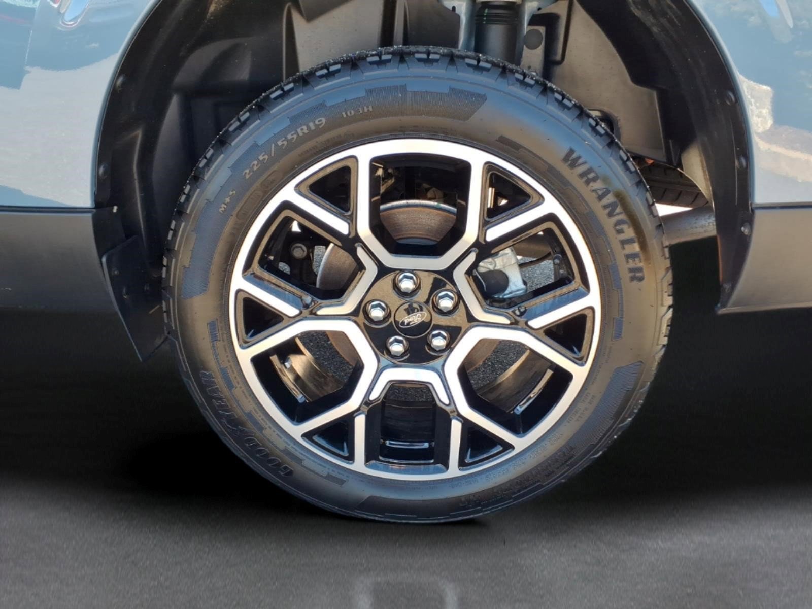 Used 2025 Ford Maverick Lariat w/ 4K Tow Package image 9