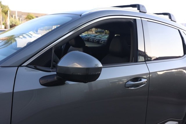 New 2025 Nissan Kicks SR image 12