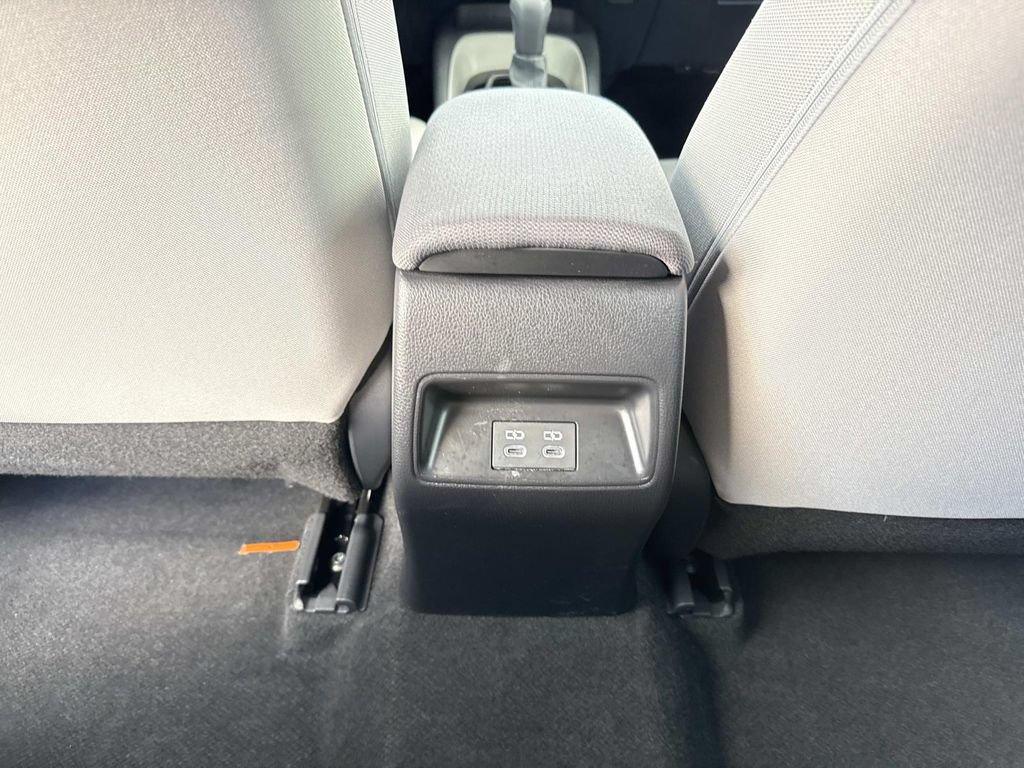 Used 2025 Toyota Corolla LE FWD image 19