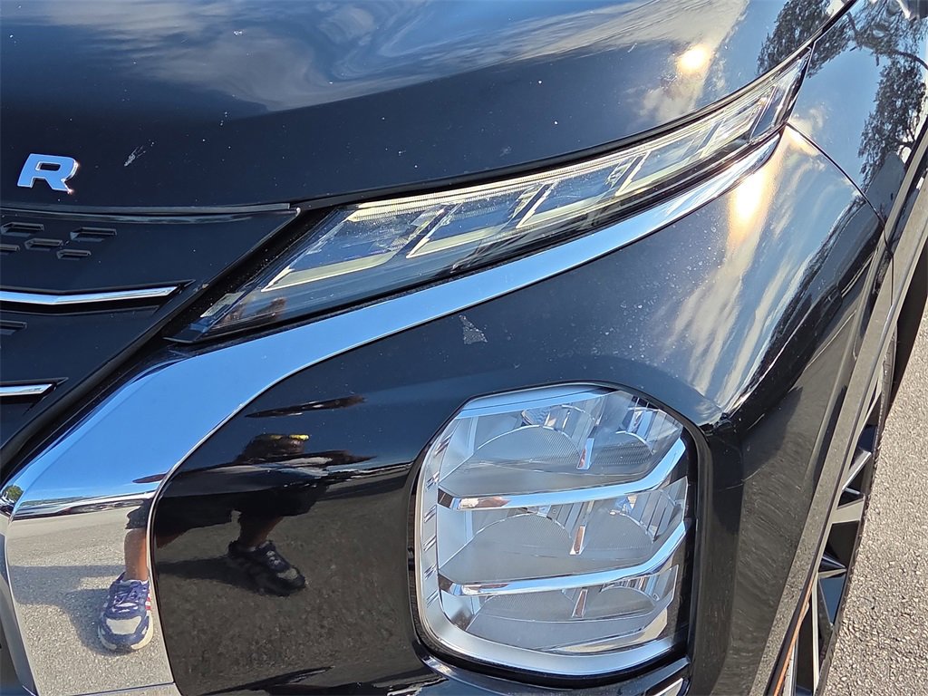 Used 2022 Mitsubishi Outlander SEL image 11