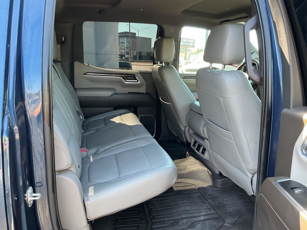 Used 2022 GMC Sierra 1500 SLE w/ X31 Off-Road Package AWD/4WD image 12