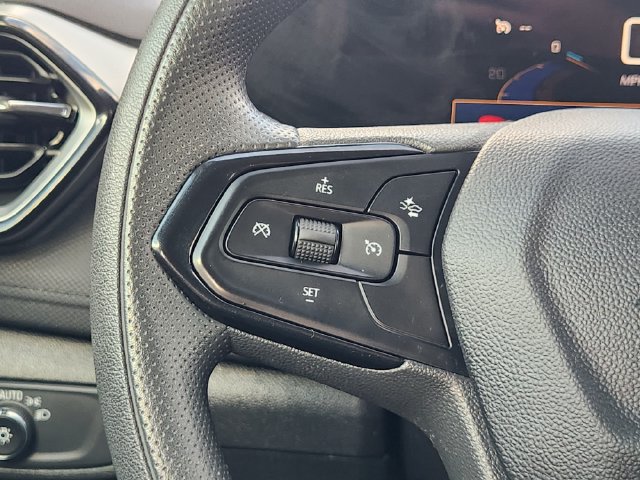 Used 2025 Chevrolet TrailBlazer LT FWD image 28