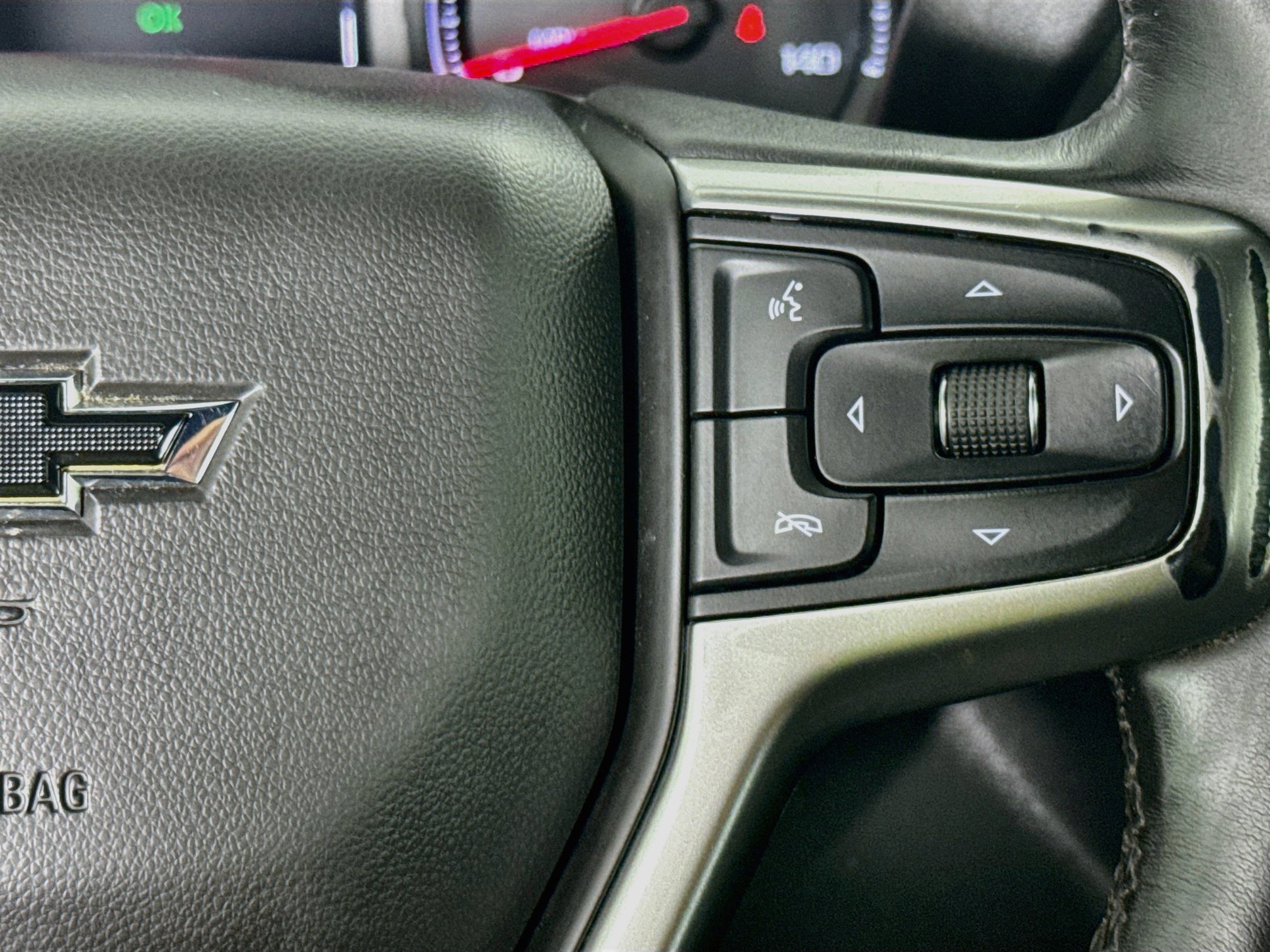 Used 2020 Chevrolet Silverado 1500 LT w/ Texas Edition RWD image 13