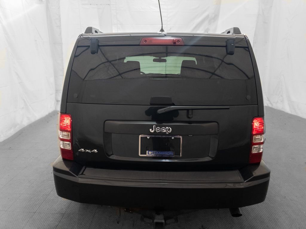 Used 2009 Jeep Liberty Sport w/ Popular Equipment Group image 5