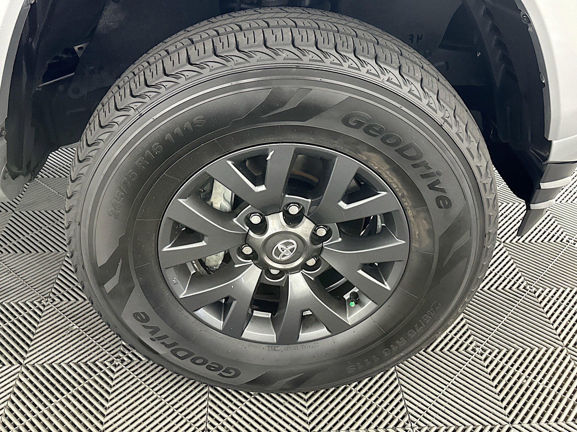 Used 2023 Toyota Tacoma SR5 w/ SR5 Appearance Package image 11