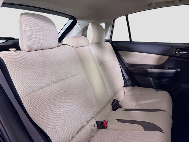 Used 2017 Subaru Crosstrek 2.0i Premium w/ Moonroof Package image 26