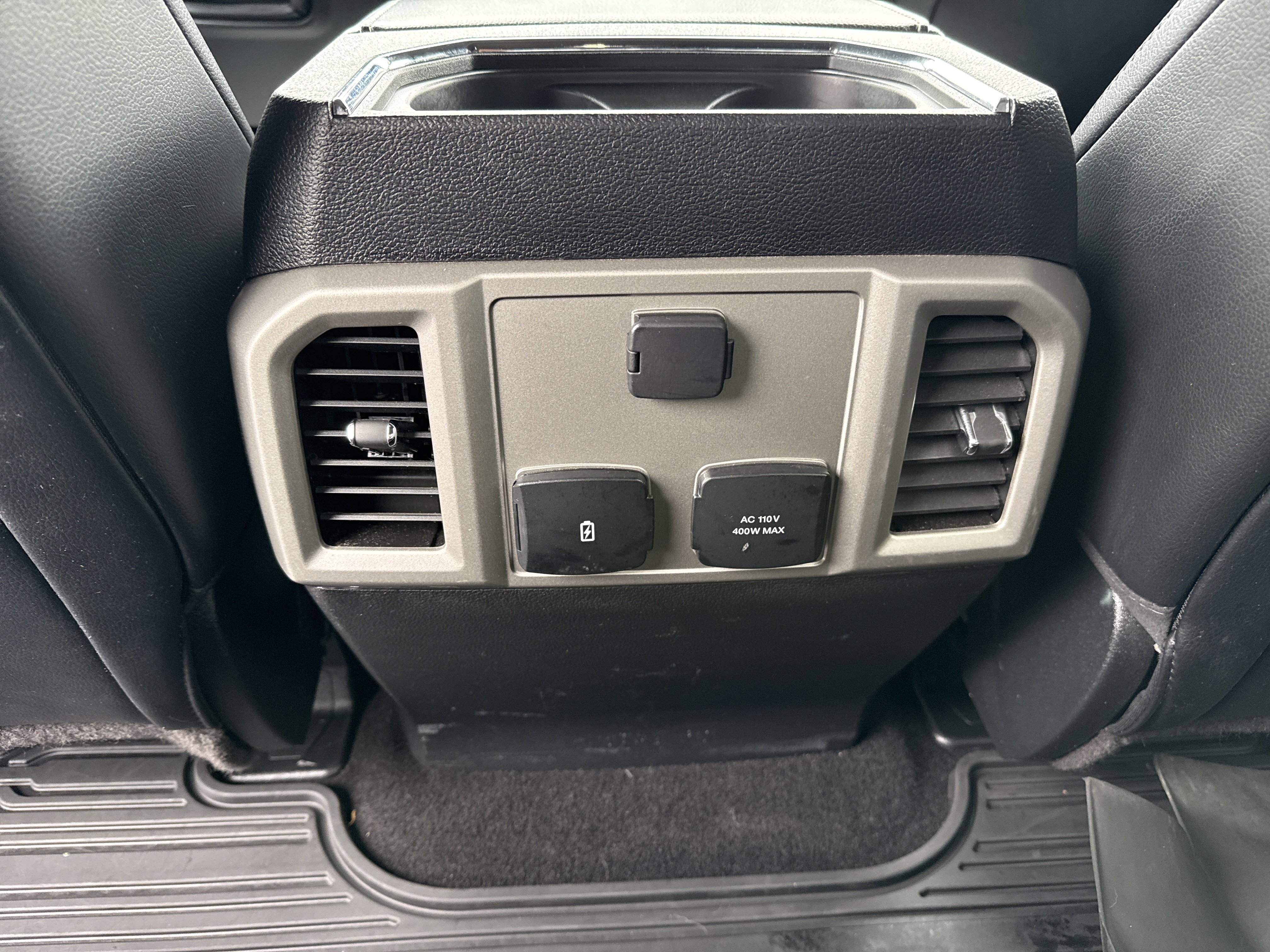 Used 2019 Ford F350 Lariat AWD/4WD image 13