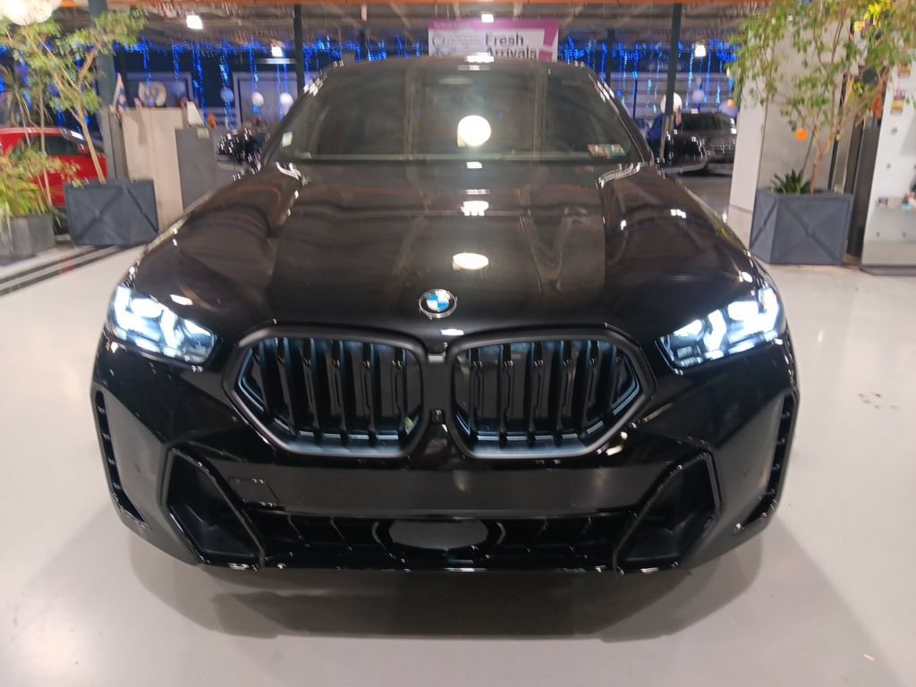 Used 2026 BMW X6 xDrive40i AWD/4WD image 6