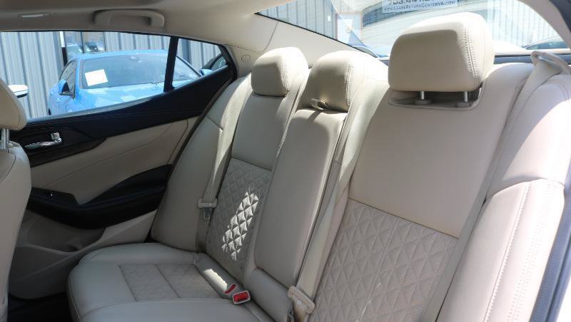 Used 2018 Nissan Maxima Platinum FWD image 20