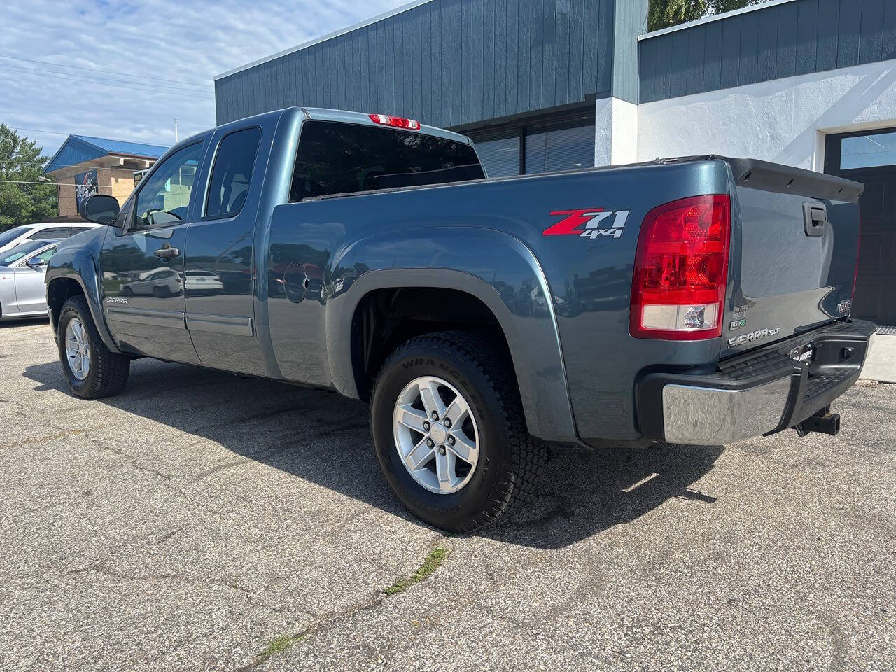 Used 2012 GMC Sierra 1500 SLE w/ Power Tech Package AWD/4WD image 10