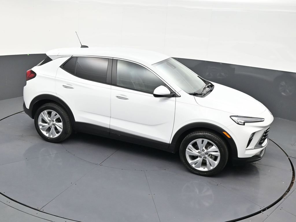 Used 2024 Buick Encore GX Preferred FWD image 18