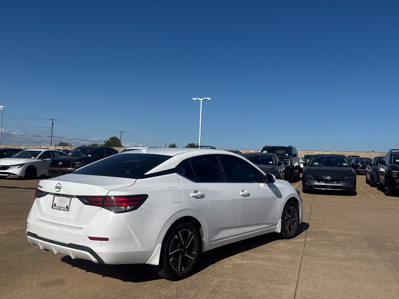 Certified 2025 Nissan Sentra SV w/ All-Weather Package FWD image 31
